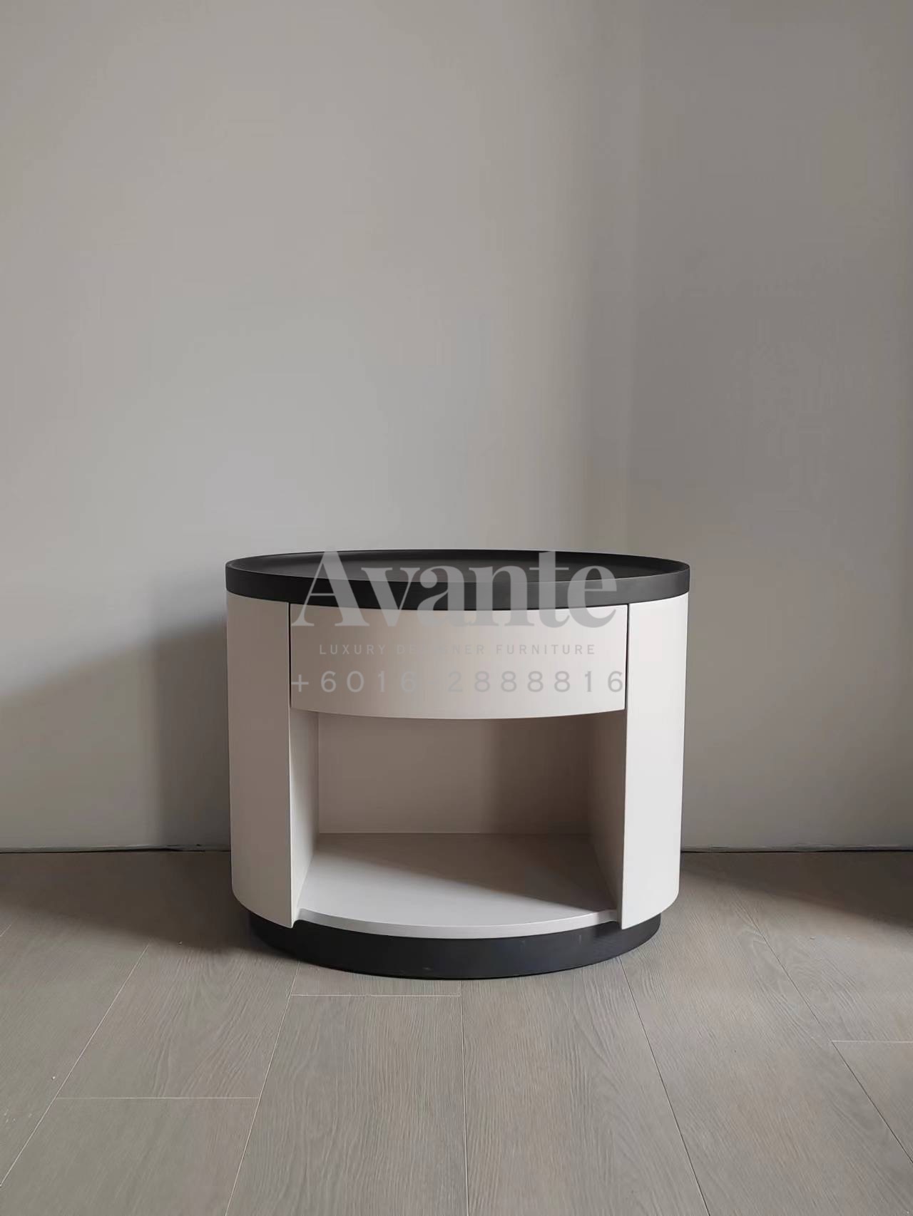 Gio (Small) - Image 4